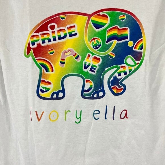 ivory ella Tops - IVORY ELLA "Pride" Tee Juniors size S
